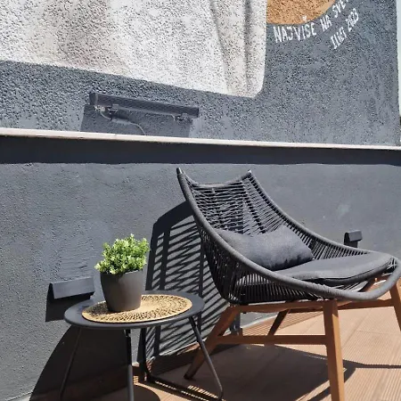 Perea Luxury 20 Miters From Sea In Downtown Of Perea Διαμέρισμα *