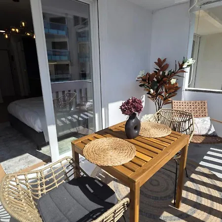 Διαμέρισμα Perea Luxury 20 Miters From Sea In Downtown Of Perea Περαία