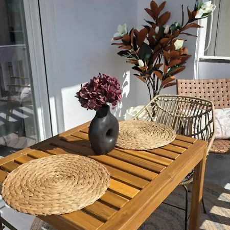 Perea Luxury 20 Miters From Sea In Downtown Of Perea Περαία