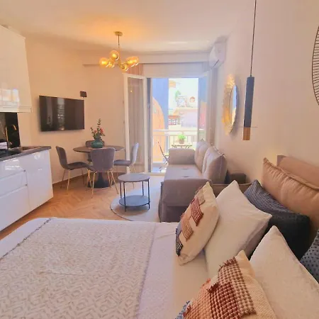 Luxury In Downtown Of Perea * Peraia (Thessaloniki)