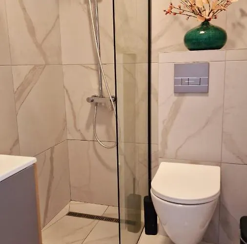 Perea Luxury 20 Miters From Sea In Downtown Of Perea Apartmán