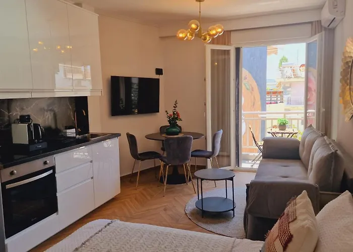 Apartmán Perea Luxury 20 Miters From Sea In Downtown Of Perea *