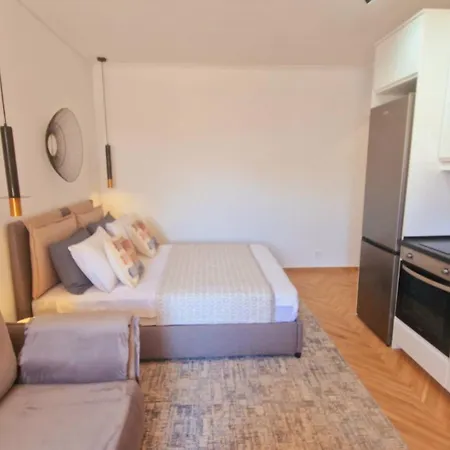 Perea Luxury 20 Miters From Sea In Downtown Of Perea * Переа